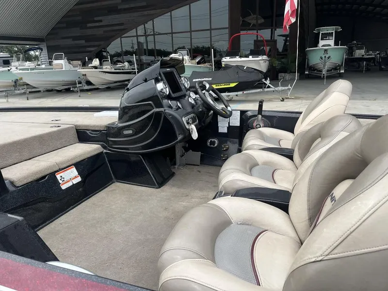 Slide: The Image of Nitro Z-8 2013 - 18