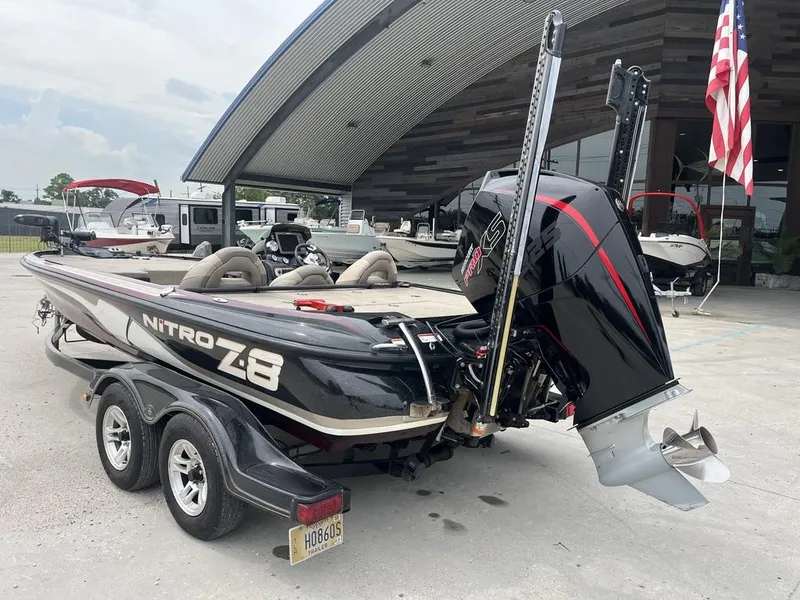 Slide: The Image of Nitro Z-8 2013 - 4