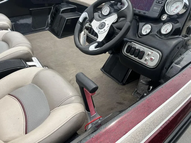 Slide: The Image of Nitro Z-8 2013 - 8