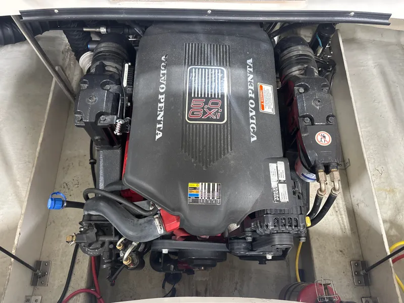 Slide: The Image of Cobalt 200 2005 - 15