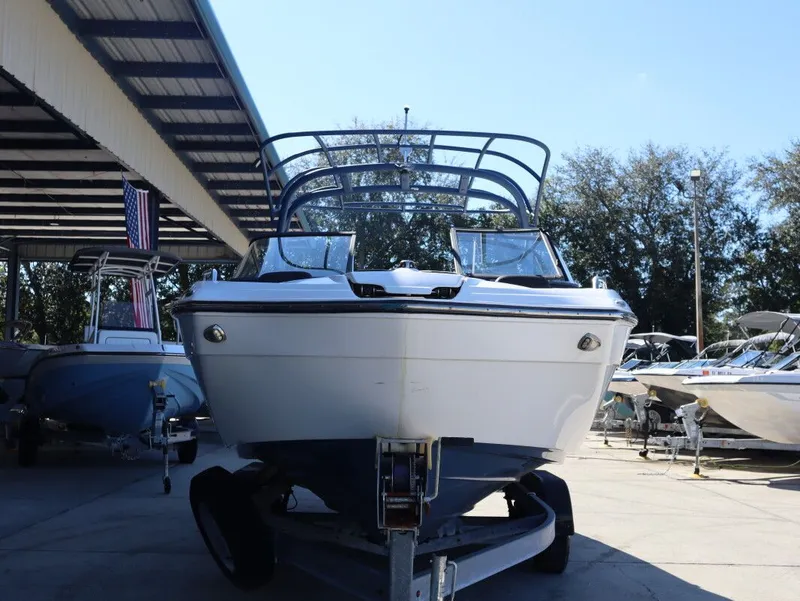 Slide: The Image of Yamaha 242SE 2020 - 5