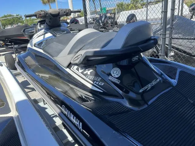 Slide: The Image of Yamaha FX Cruiser SVHO 2016 - 11