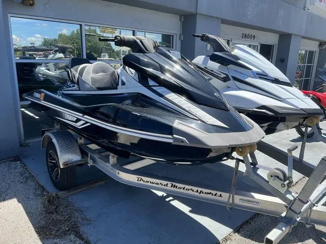 Slide: The Image of Yamaha FX Cruiser SVHO 2016 - 7