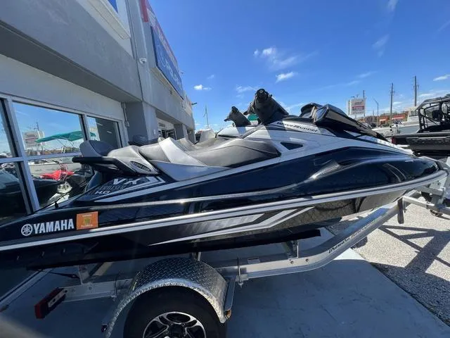 Slide: The Image of Yamaha FX Cruiser SVHO 2016 - 8