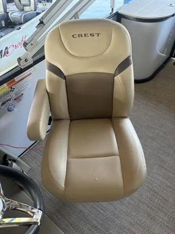 Slide: The Image of Crest Classic LX 200 L 2023 - 11