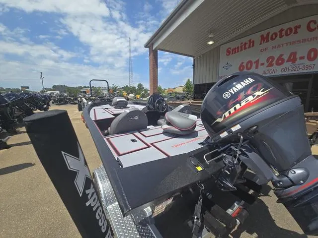 Slide: The Image of Xpress H17C Crappie 2025 - 8