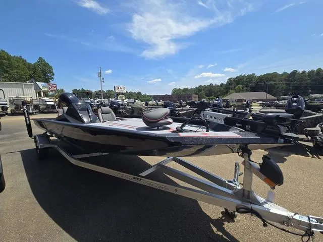 Slide: The Image of Xpress H20 Bass 2025 - 10