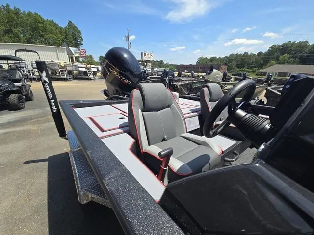 Slide: The Image of Xpress H20 Bass 2025 - 11