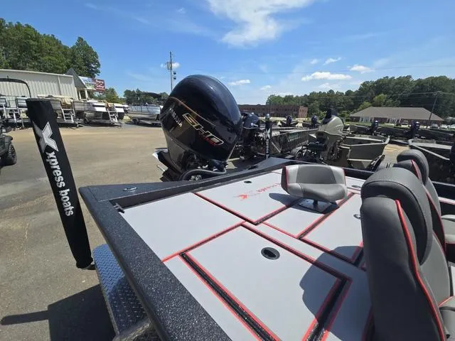 Slide: The Image of Xpress H20 Bass 2025 - 13