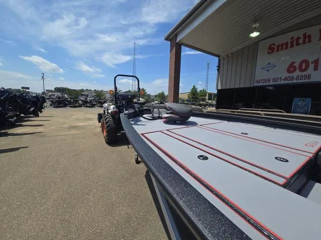 Slide: The Image of Xpress H20 Bass 2025 - 4