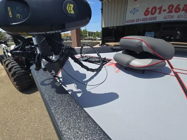 Slide: The Image of Xpress H20 Bass 2025 - 6