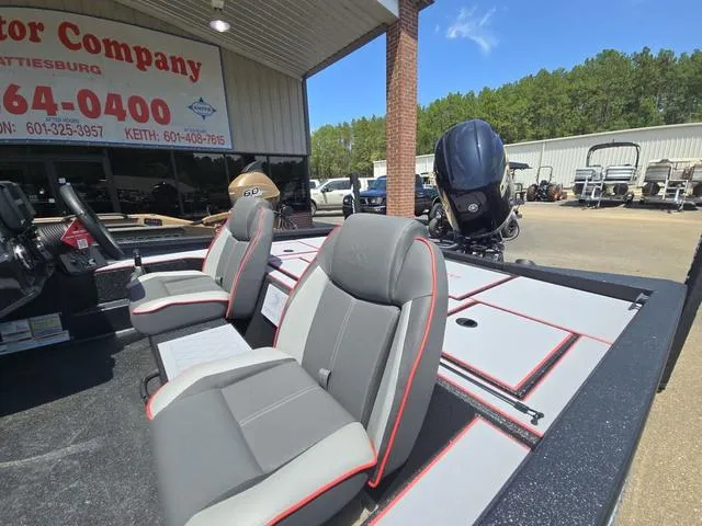 Slide: The Image of Xpress H20 Bass 2025 - 8