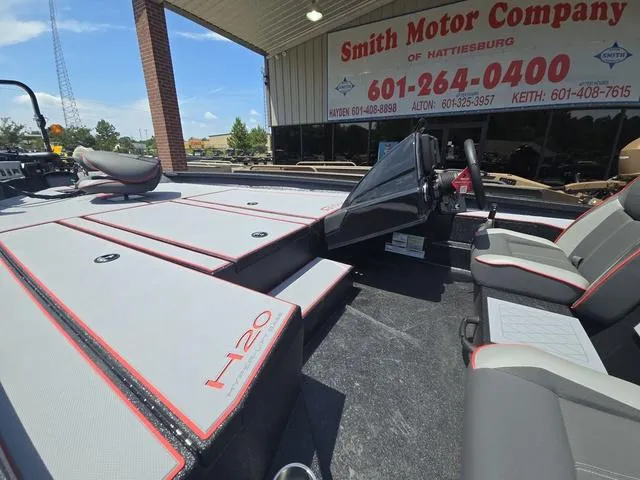 Slide: The Image of Xpress H20 Bass 2025 - 9