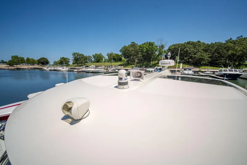 Slide: The Image of Riviera 525 SUV 2020 - 57