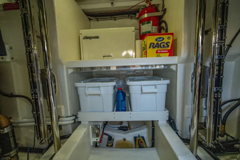 Slide: The Image of Riviera 525 SUV 2020 - 64