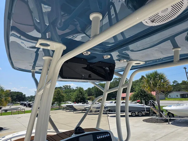 Slide: The Image of 2025 Pioneer Boats Islander 222 - 15