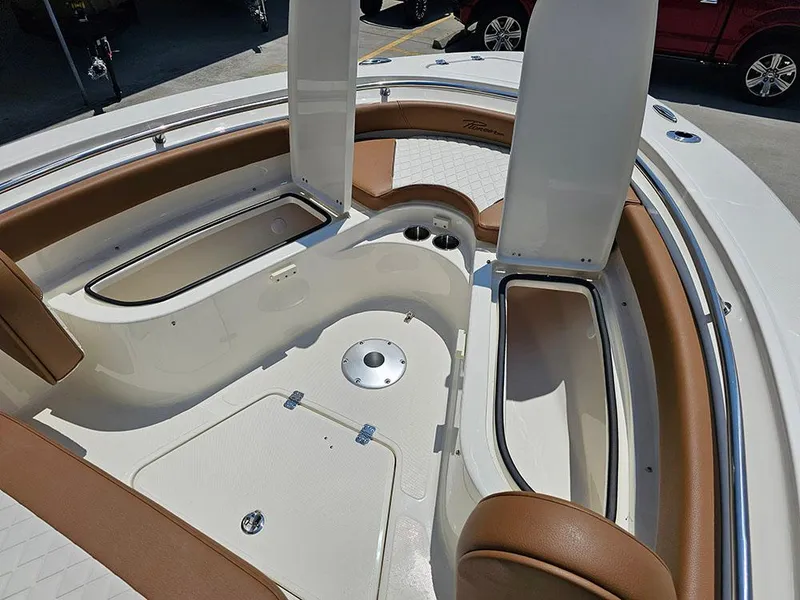 Slide: The Image of 2025 Pioneer Boats Islander 222 - 24