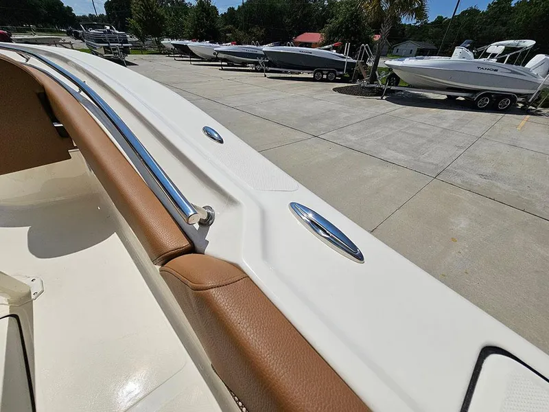 Slide: The Image of 2025 Pioneer Boats Islander 222 - 27