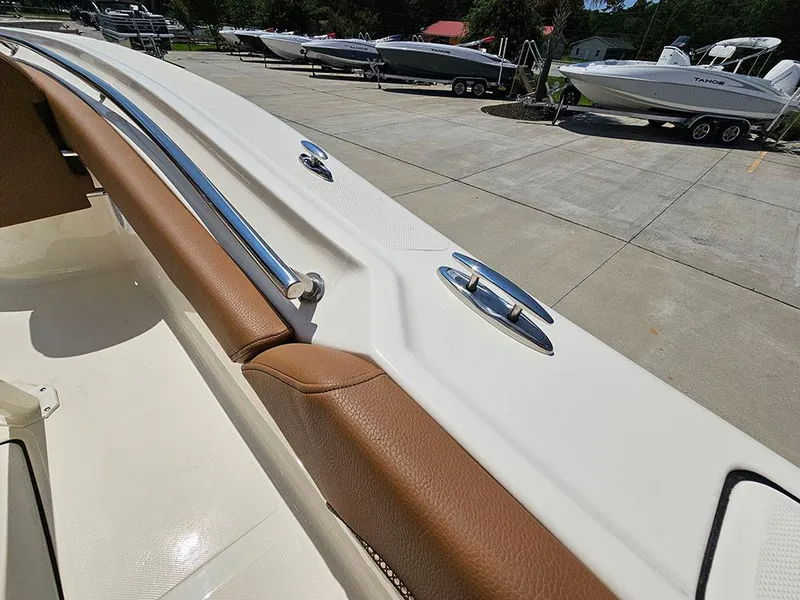 Slide: The Image of 2025 Pioneer Boats Islander 222 - 28