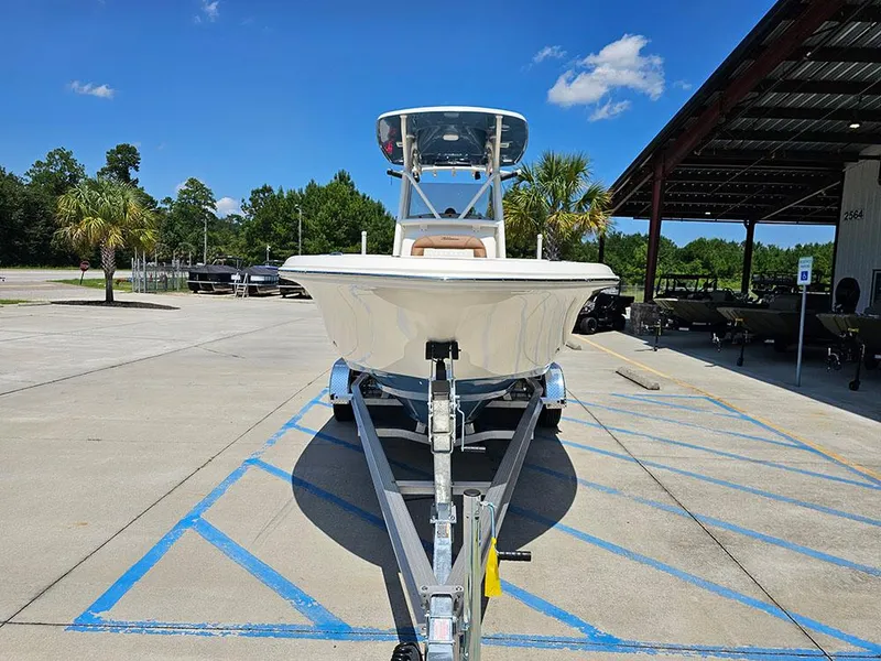 Slide: The Image of 2025 Pioneer Boats Islander 222 - 3