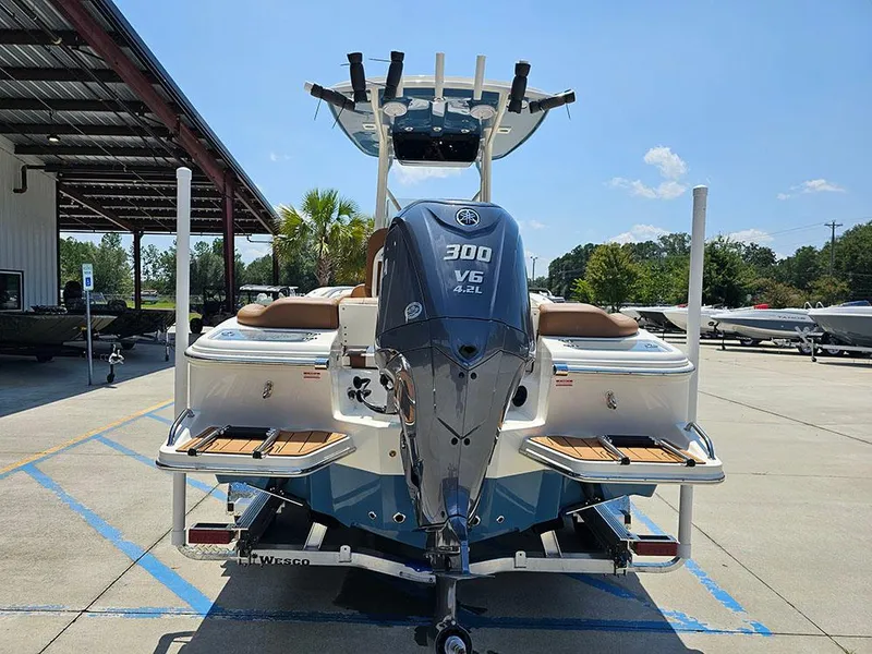 Slide: The Image of 2025 Pioneer Boats Islander 222 - 8