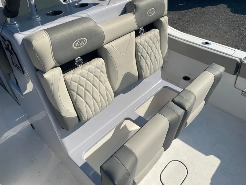 Slide: The Image of Key West 291 FS w/ Twin 350 & Joystick 2025 - 16