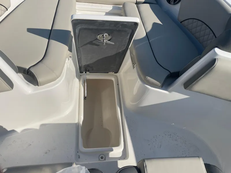 Slide: The Image of Key West 291 FS w/ Twin 350 & Joystick 2025 - 21