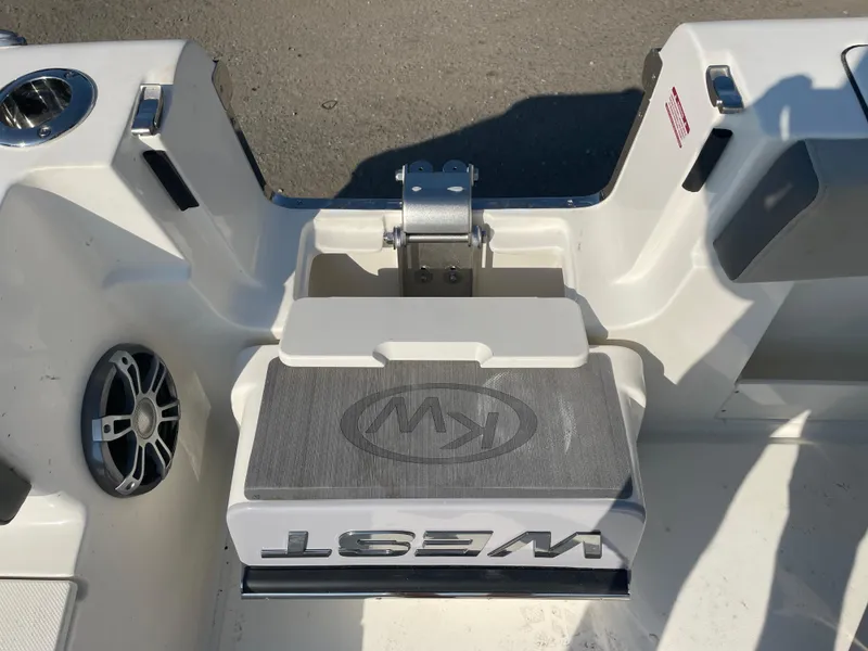 Slide: The Image of Key West 291 FS w/ Twin 350 & Joystick 2025 - 30