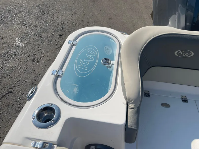 Slide: The Image of Key West 291 FS w/ Twin 350 & Joystick 2025 - 33