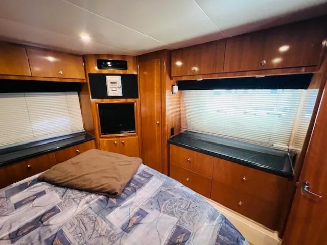 Slide: The Image of Carver 466 Motor Yacht 2002 - 35