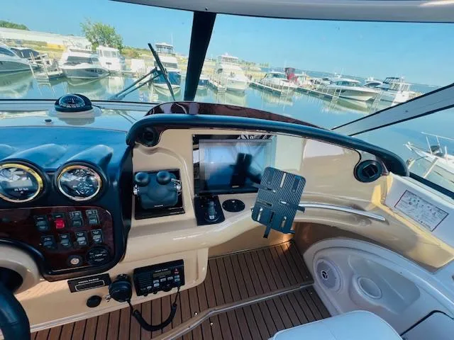 Slide: The Image of Carver 466 Motor Yacht 2002 - 9