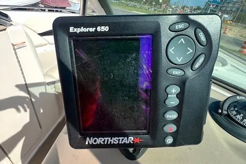 Slide: The Image of Northstar Explorer 650 GPS on 2002 Chaparral 220 SSi boat dashboard. - 6