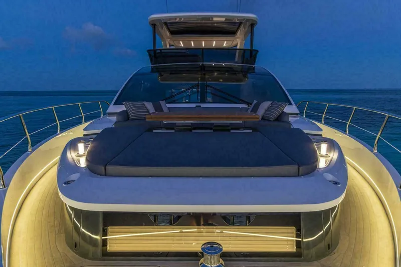 Slide: The Image of Luxurious 2025 Pearl 72 yacht at sea, featuring sleek design and modern amenities. - 28