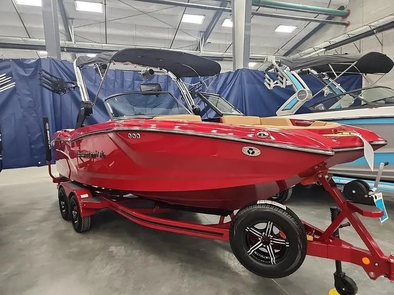 The Image of MasterCraft NXT22 2024 - 1