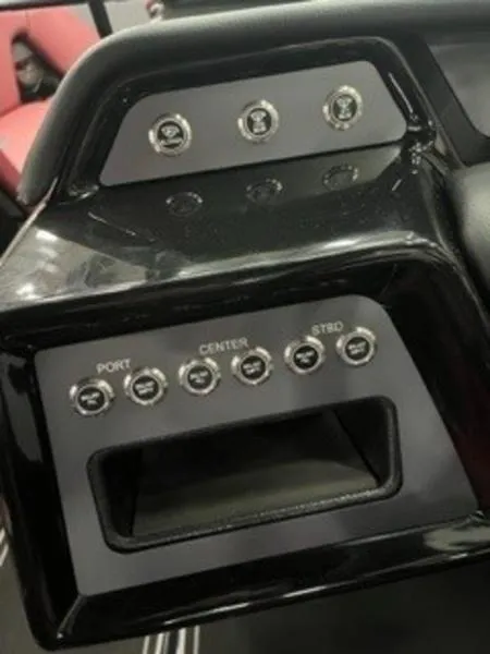 Slide: The Image of MasterCraft NXT24 2024 - 11