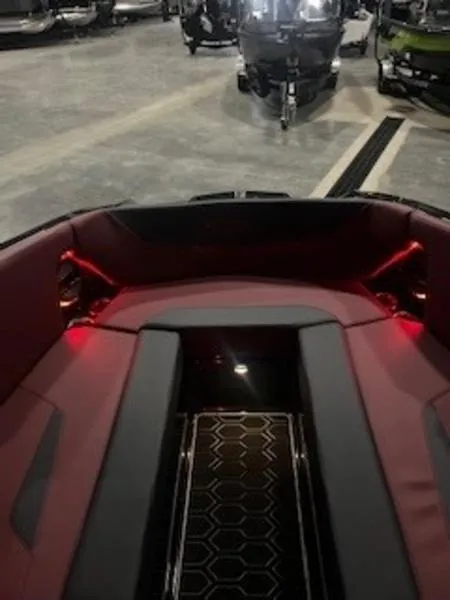 Slide: The Image of MasterCraft NXT24 2024 - 4