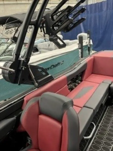 Slide: The Image of MasterCraft NXT24 2024 - 9