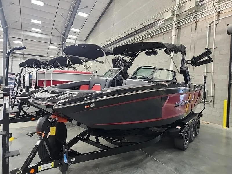 Slide: The Image of MasterCraft XStar S 2024 - 7