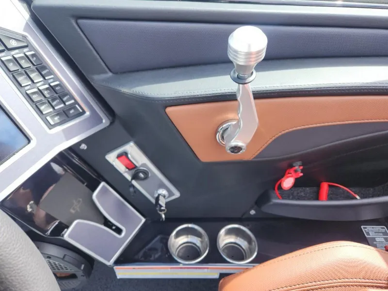 Slide: The Image of MasterCraft NXT24 2024 - 13