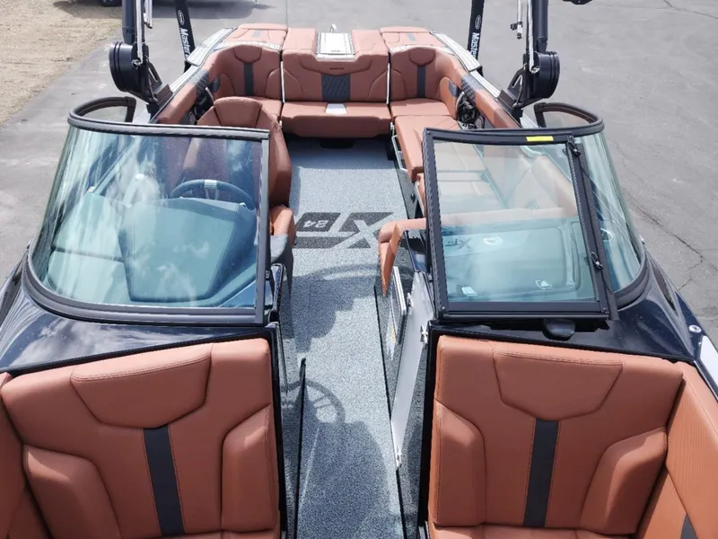 Slide: The Image of MasterCraft NXT24 2024 - 16