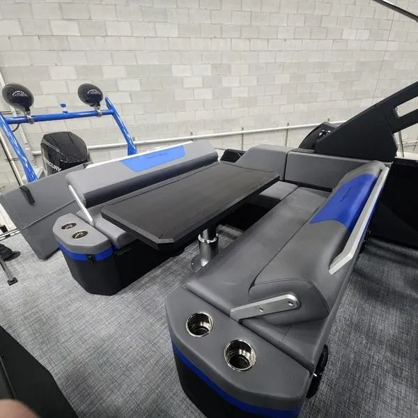 Slide: The Image of South Bay 523ULE ARCH 3.0+ 2024 - 15