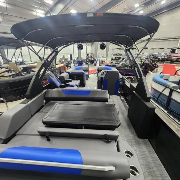 Slide: The Image of South Bay 523ULE ARCH 3.0+ 2024 - 17