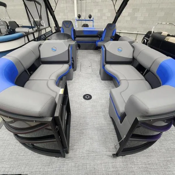 Slide: The Image of South Bay 523ULE ARCH 3.0+ 2024 - 4