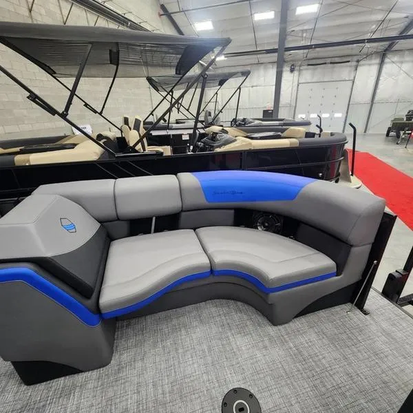 Slide: The Image of South Bay 523ULE ARCH 3.0+ 2024 - 5