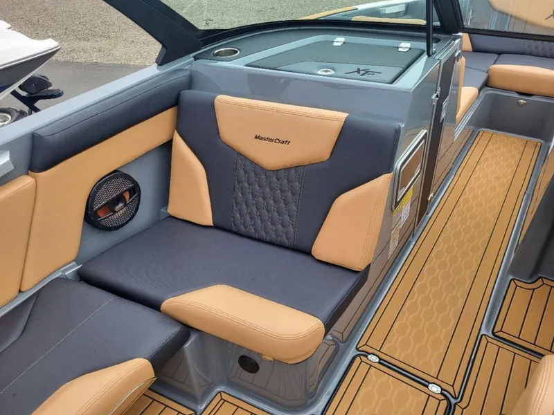 Slide: The Image of MasterCraft NXT24 2024 - 13