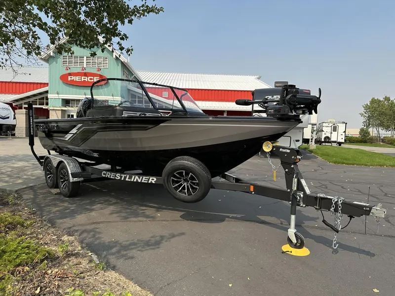 Slide: The Image of Crestliner CRESTLINER 1950 Fish Hawk WT 2025 - 5