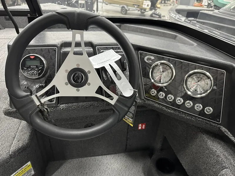 Slide: The Image of Crestliner CRESTLINER 1850 Fish Hawk WT Jumpseat 2025 - 12