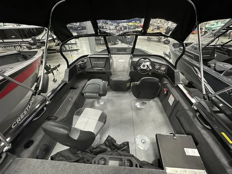 Slide: The Image of Crestliner CRESTLINER 1850 Fish Hawk WT Jumpseat 2025 - 8