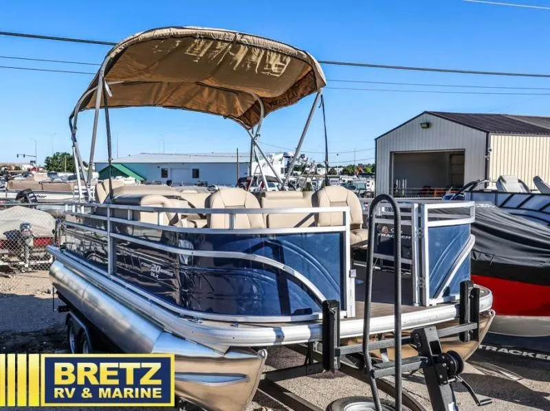 Slide: The Image of Fishin' Barge 20 DLX 2025 - 3