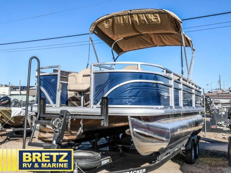 Slide: The Image of Fishin' Barge 20 DLX 2025 - 7